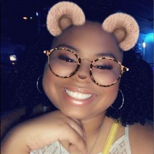 Meet your Posher, Jazmine